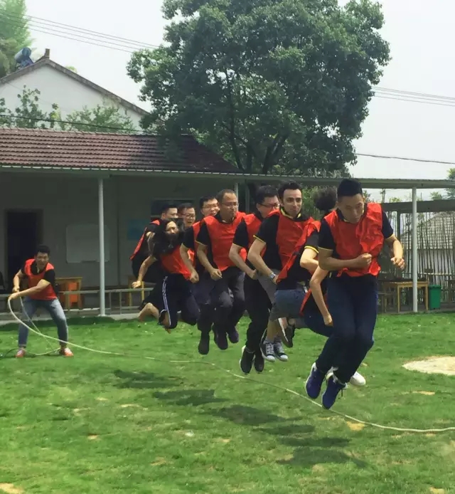 “向梦想出发” 永利集团销售团建活动完善绽放